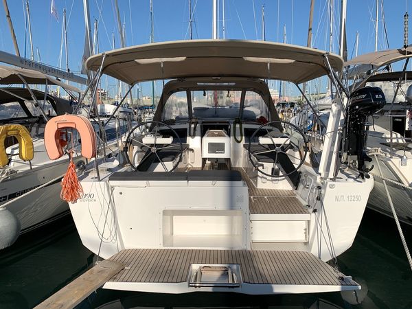 Dufour 390 | Barracuda