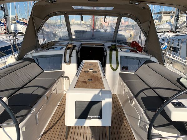 Dufour 390 | Barracuda