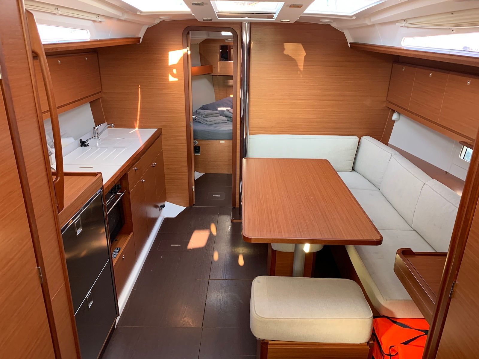 Dufour 390 | Barracuda