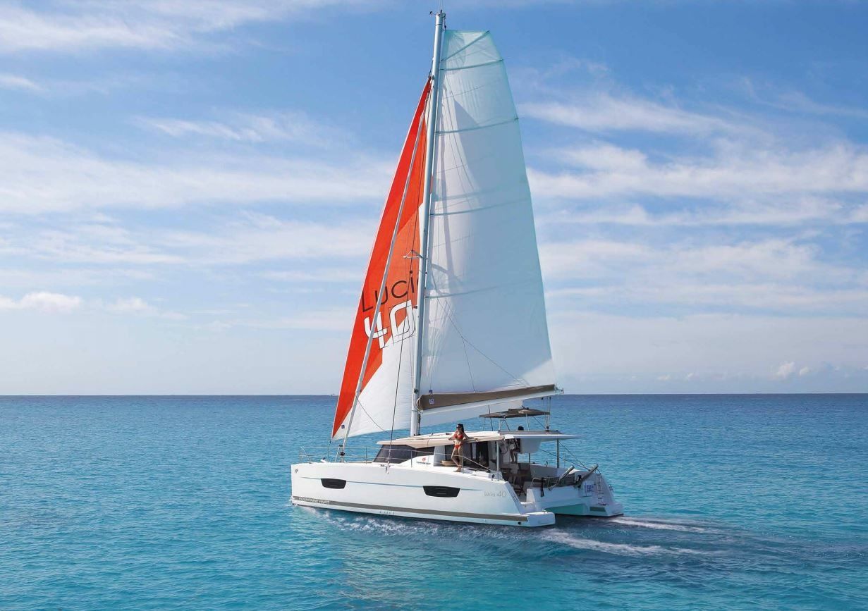 Fountaine Pajot Lucia 40 | Akialoa