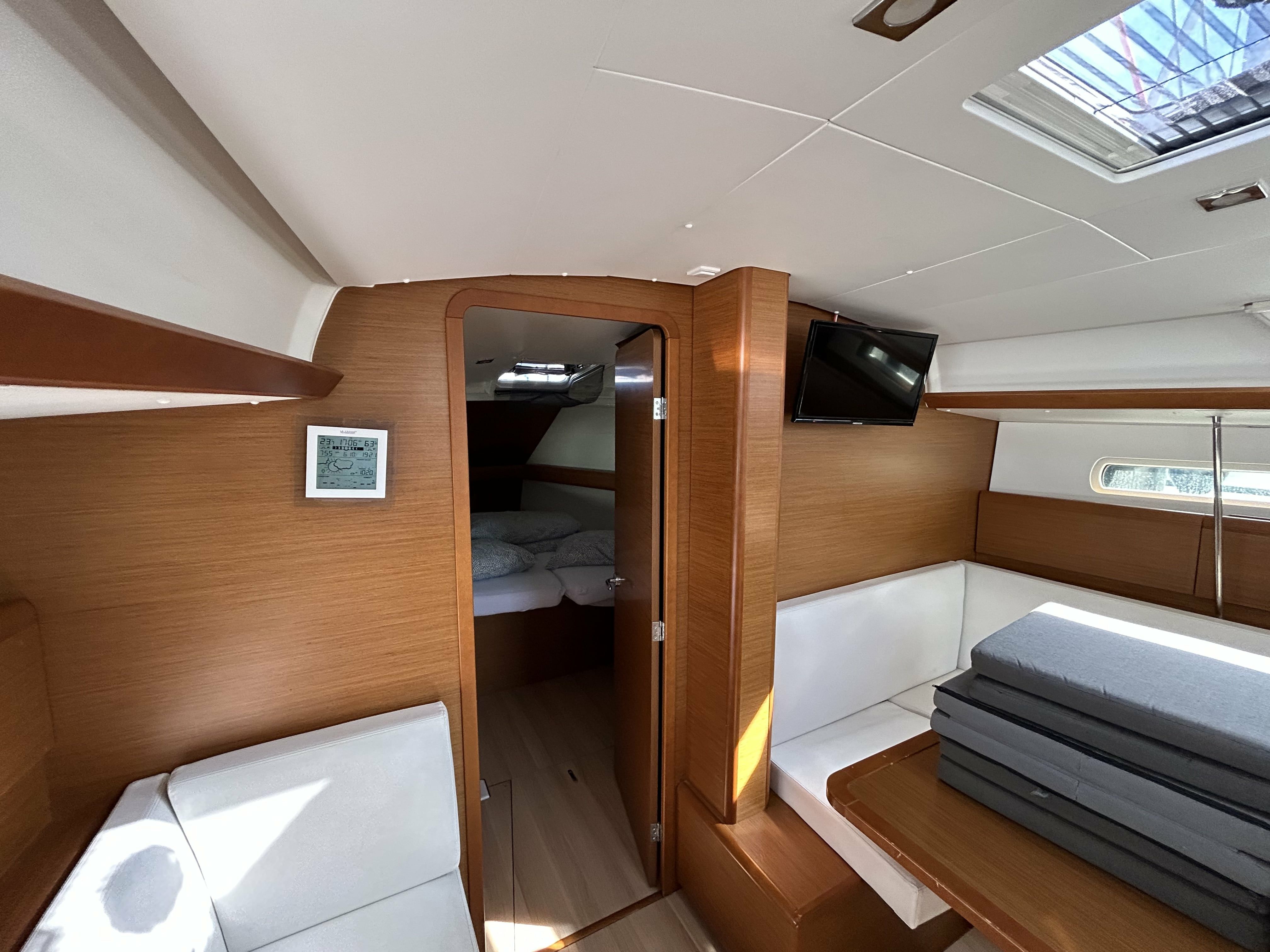 Jeanneau Sun Odyssey 419 | Mira