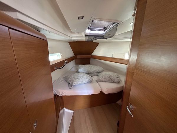 Jeanneau Sun Odyssey 419 | Mira