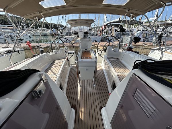 Jeanneau Sun Odyssey 419 | Mira