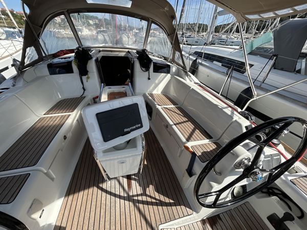 Jeanneau Sun Odyssey 419 | Mira