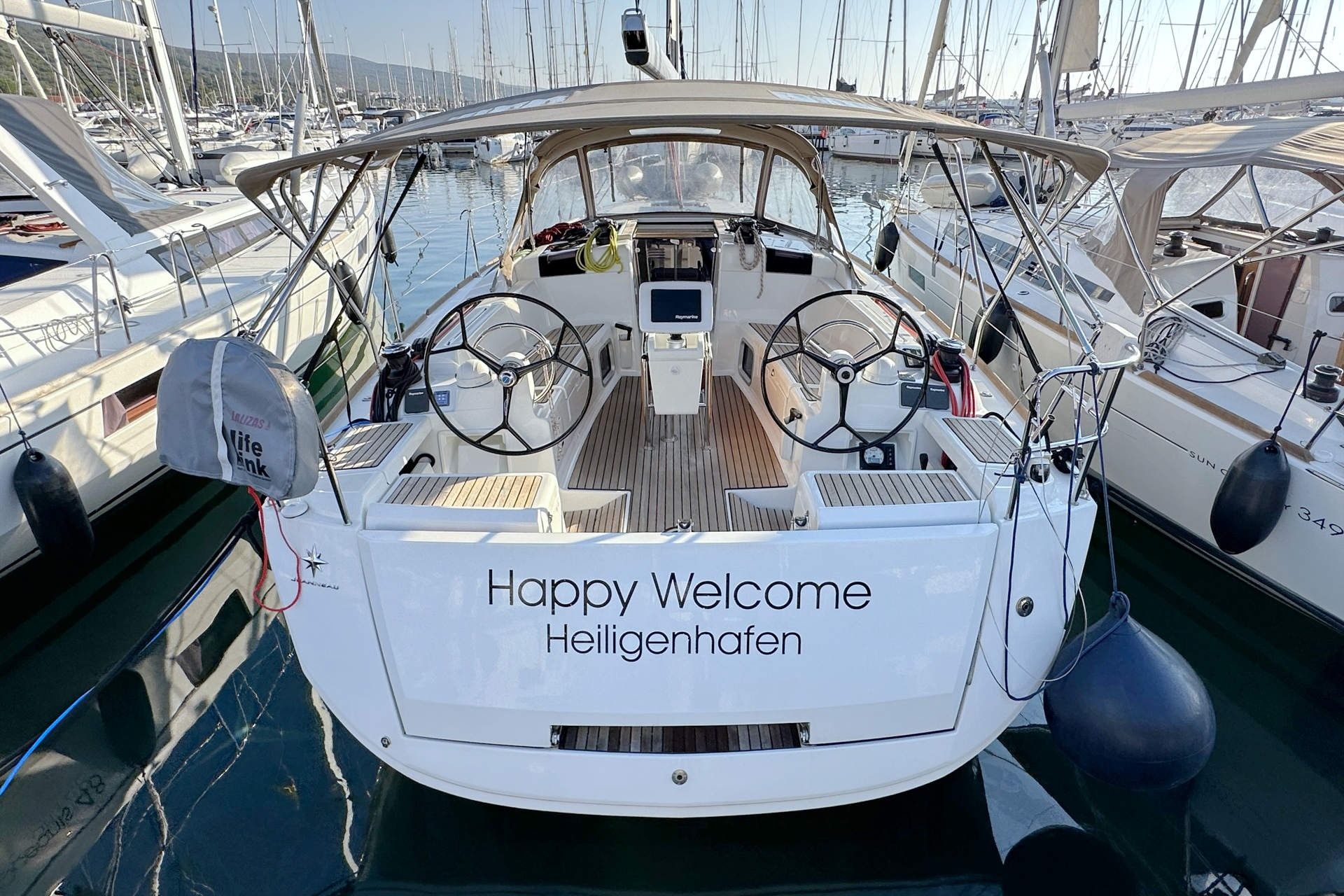 Jeanneau Sun Odyssey 419 | Happy Welcome