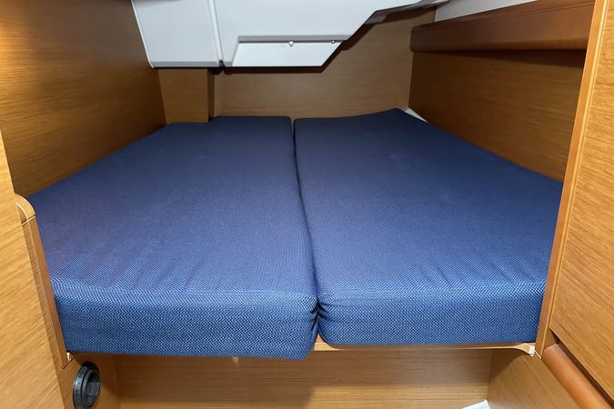 Jeanneau Sun Odyssey 389 | Sissi