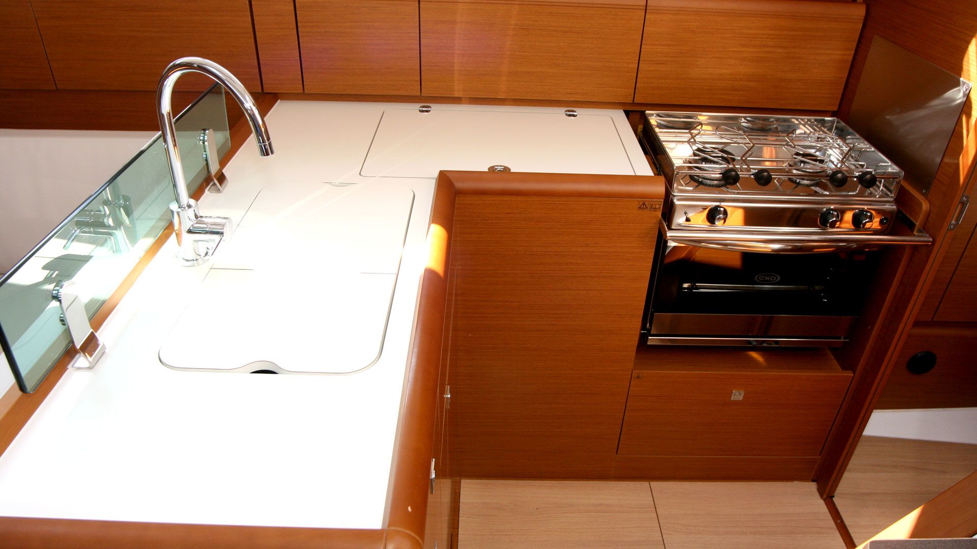 Jeanneau Sun Odyssey 389 | Tara