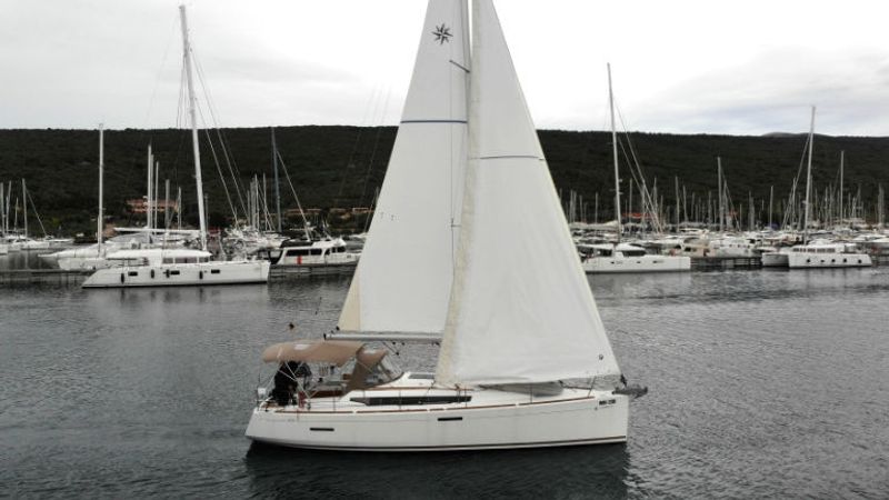 Jeanneau Sun Odyssey 389 | Tara