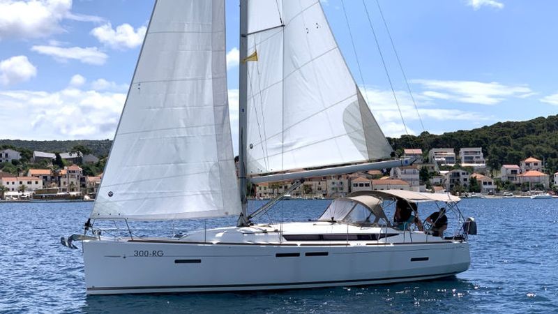 Jeanneau Sun Odyssey 419 | Espresso