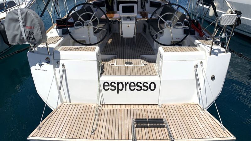 Jeanneau Sun Odyssey 419 | Espresso