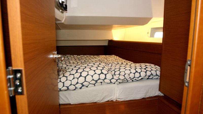 Jeanneau Sun Odyssey 419 | Espresso