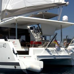 Fountaine Pajot Lucia 40 | Luna Rossa 2