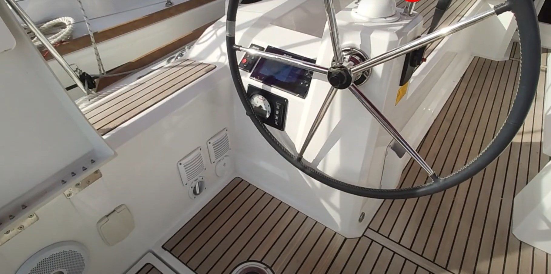 Beneteau Oceanis 38 | Cvita