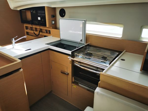 Jeanneau Sun Odyssey 410 | Jutisa