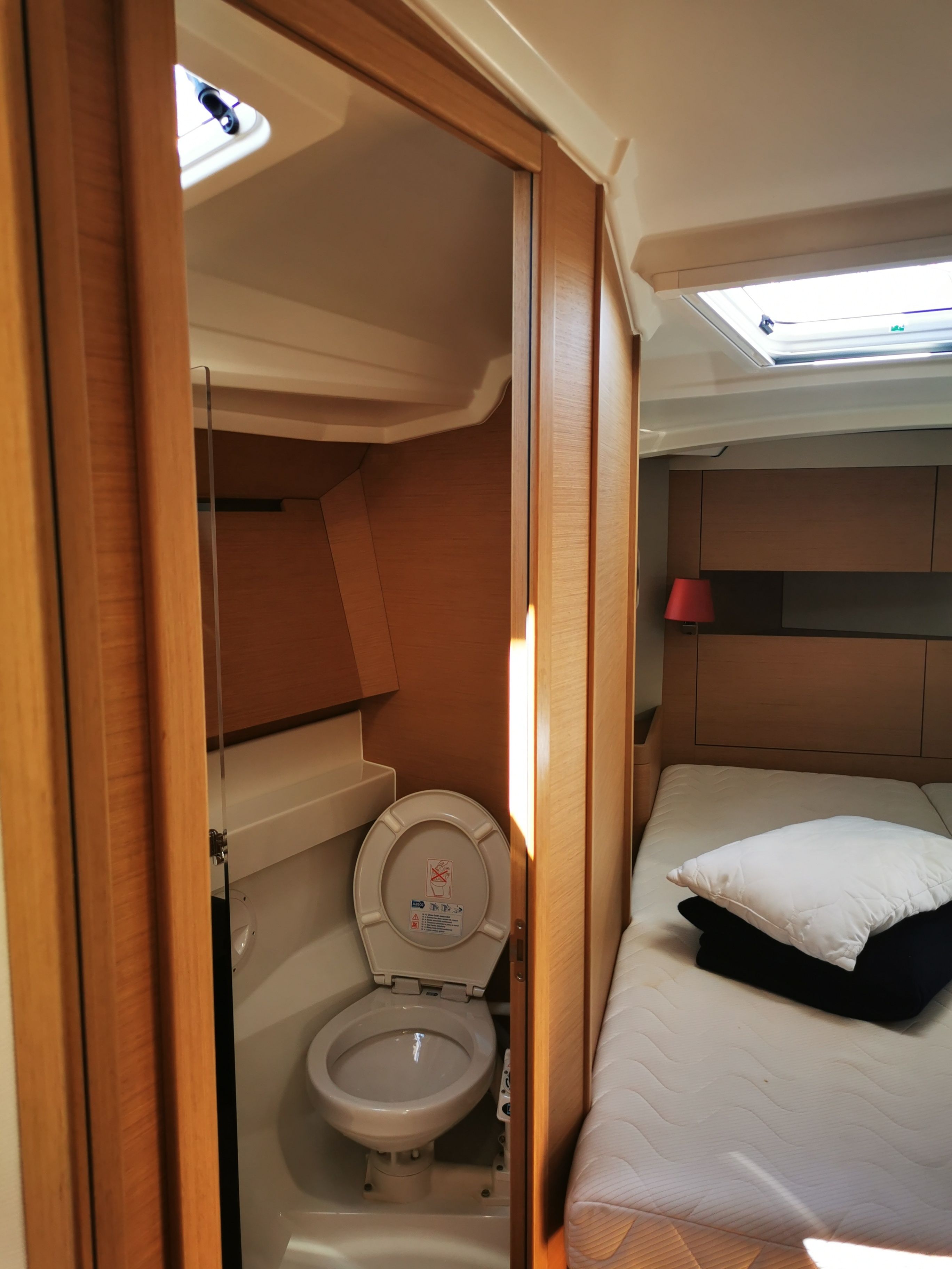 Jeanneau Sun Odyssey 410 | Jutisa