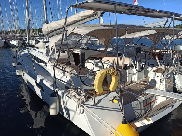 Jeanneau Sun Odyssey 440 | Thalaia