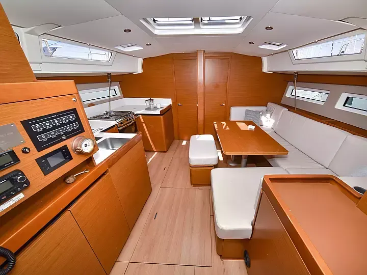Jeanneau Sun Odyssey 490 | Swannabe