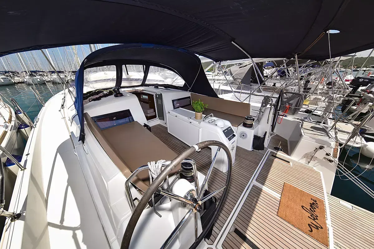 Jeanneau Sun Odyssey 490 | Swannabe
