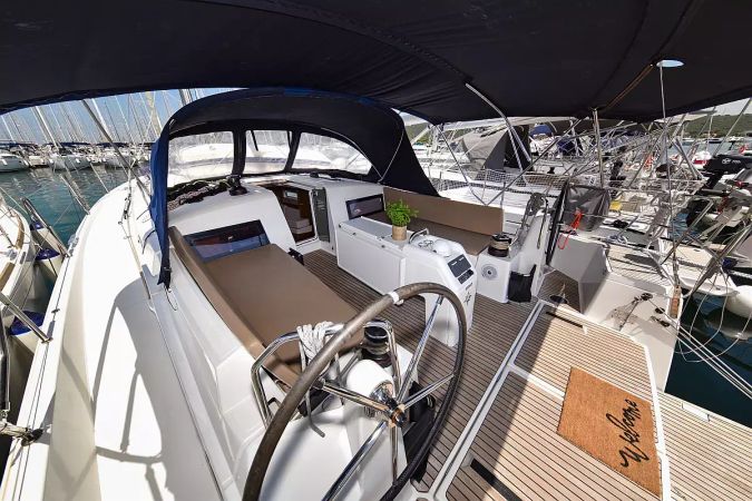 Jeanneau Sun Odyssey 490 | Swannabe