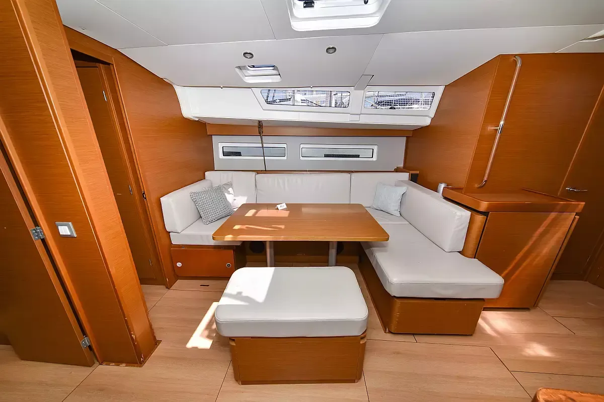 Jeanneau Sun Odyssey 490 | Swannabe
