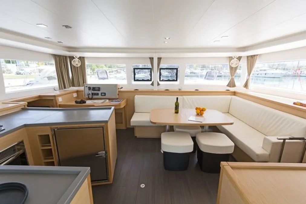 Lagoon 450 F | Anna Tessa