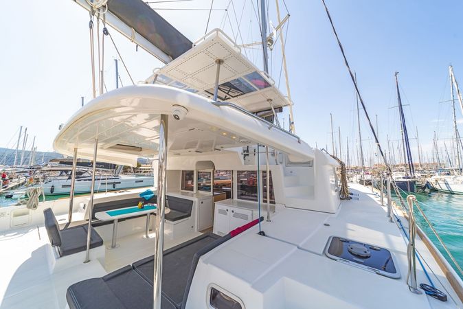 Lagoon 450 F | Caretta Nana