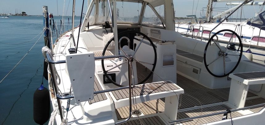 Beneteau Oceanis 38 | Follia