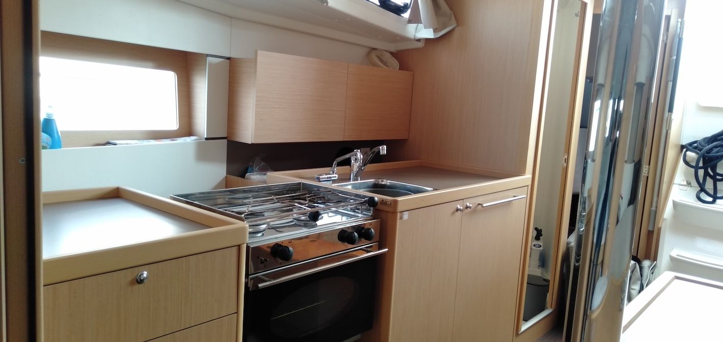 Beneteau Oceanis 38 | Follia