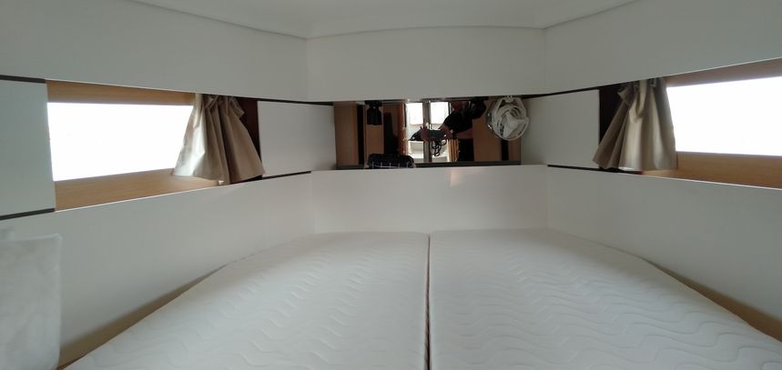 Beneteau Oceanis 38 | Follia