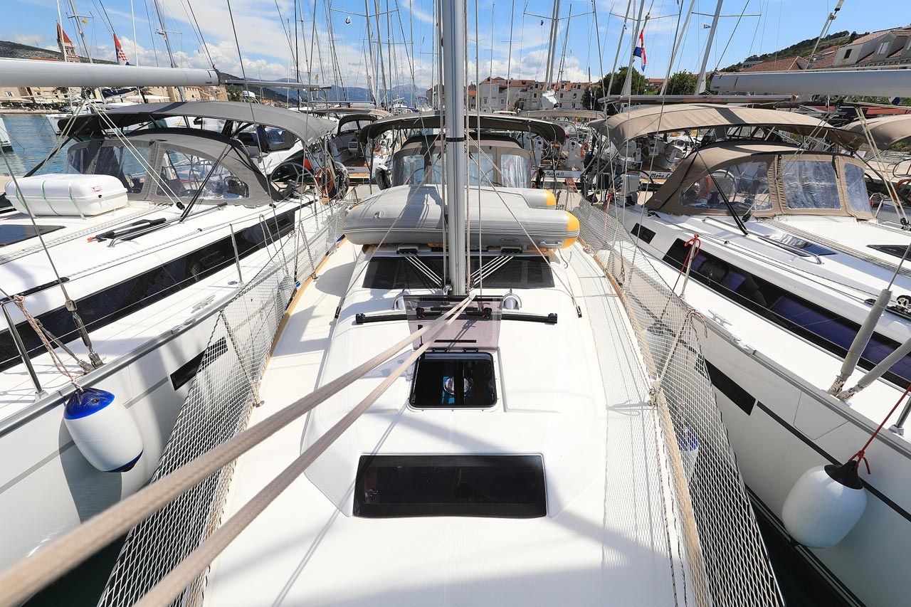 Dufour 360 | Pina Colada