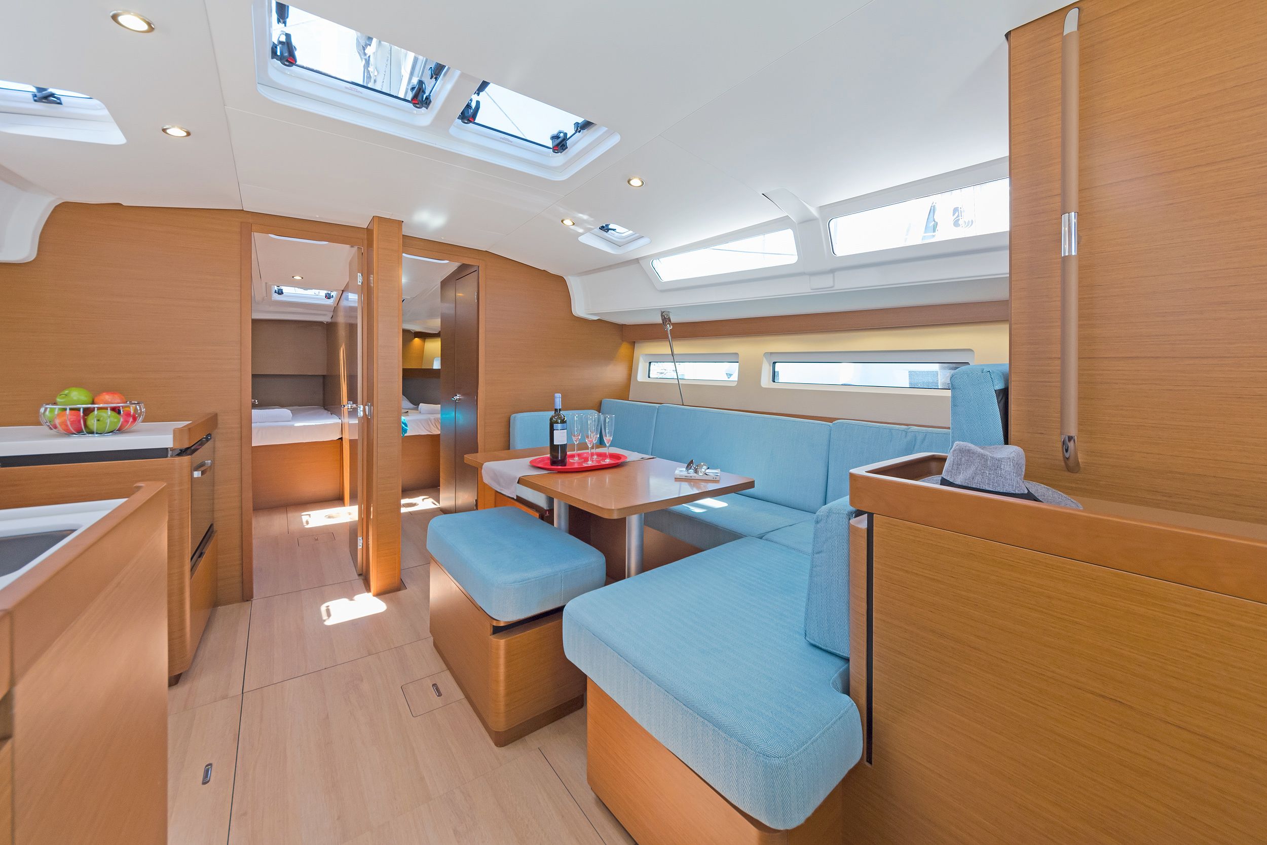 Jeanneau Sun Odyssey 490 | Captain George