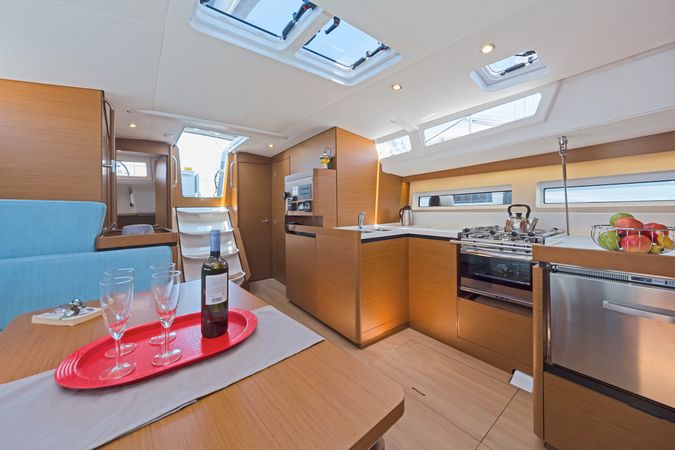 Jeanneau Sun Odyssey 490 | Captain George