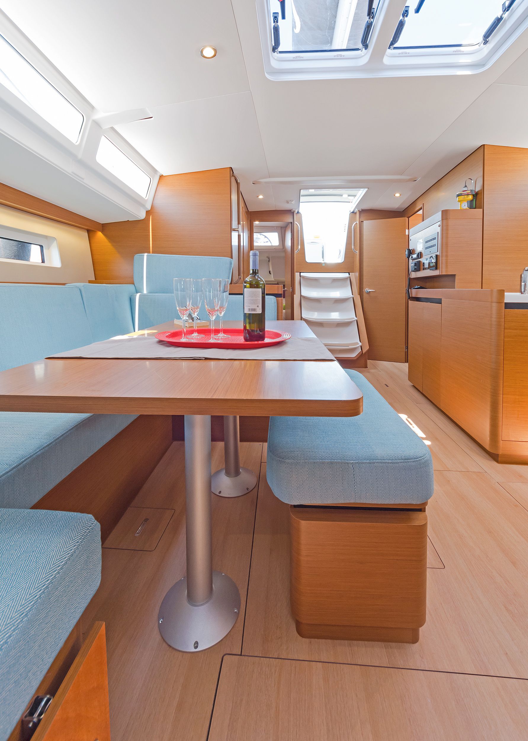 Jeanneau Sun Odyssey 490 | Captain George