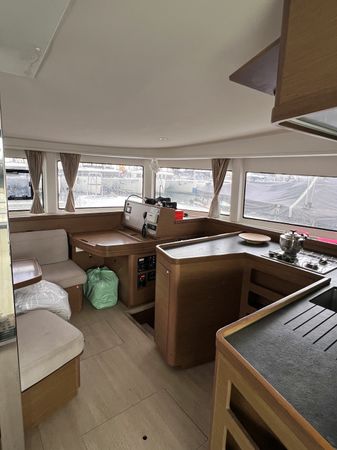 Lagoon 42 | Melissanthi