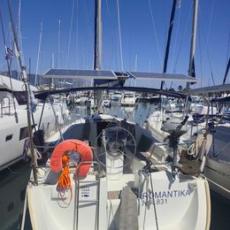 Beneteau Oceanis Clipper 331 | Romantika