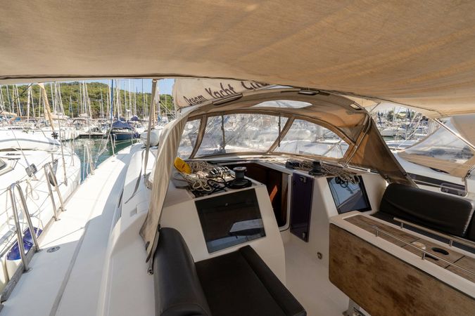 Dufour 460 GL | Dotterel