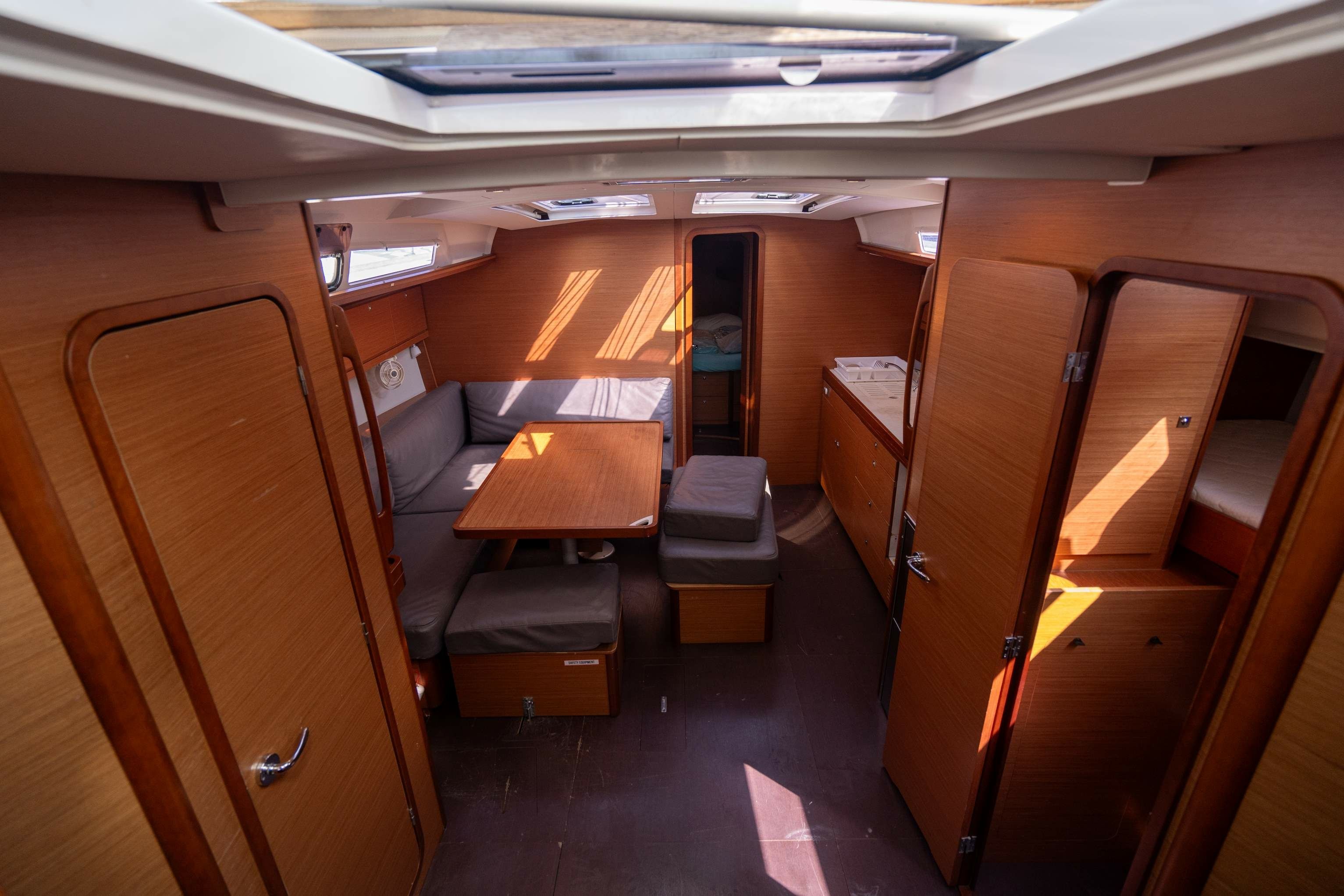 Dufour 460 GL | Dotterel