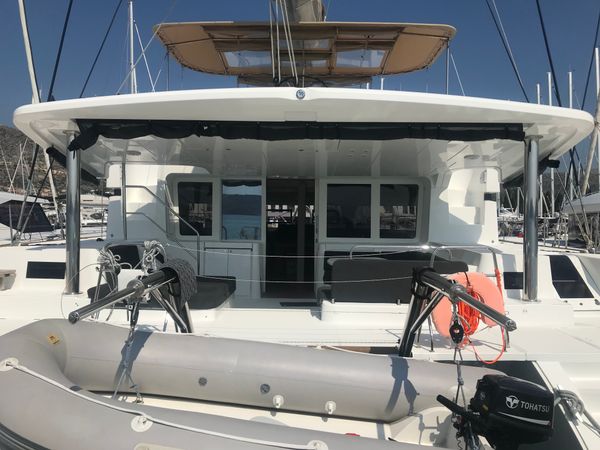 Lagoon 52 F | Caracara