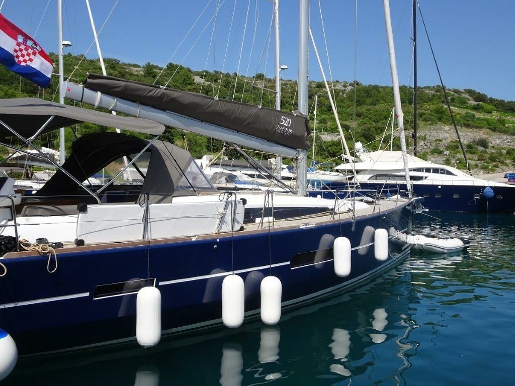 Dufour 520 GL | Zephyrus