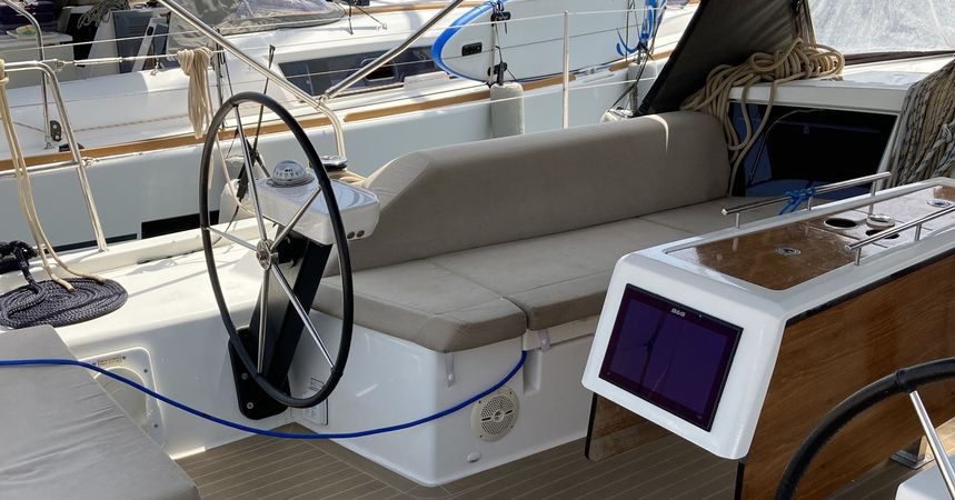 Dufour 430 | Hermione