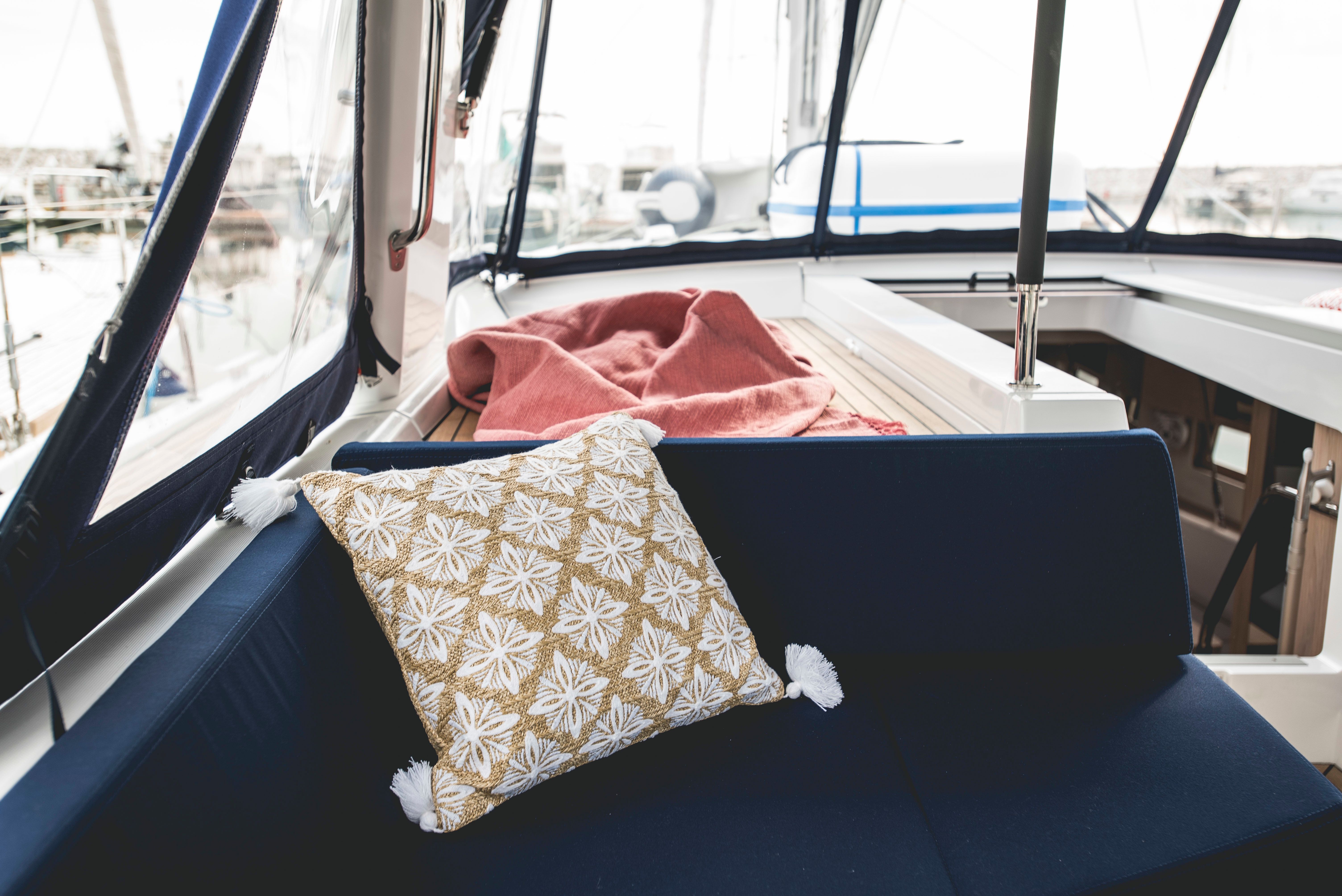 Beneteau Oceanis 51.1 | Aphros