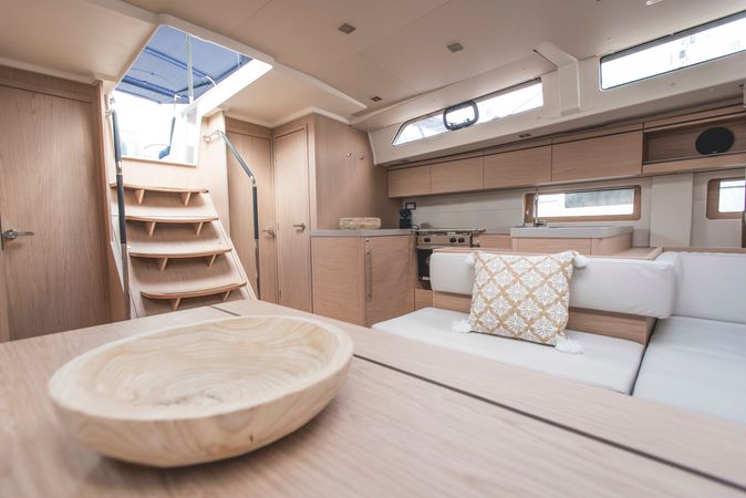 Beneteau Oceanis 51.1 | Aphros