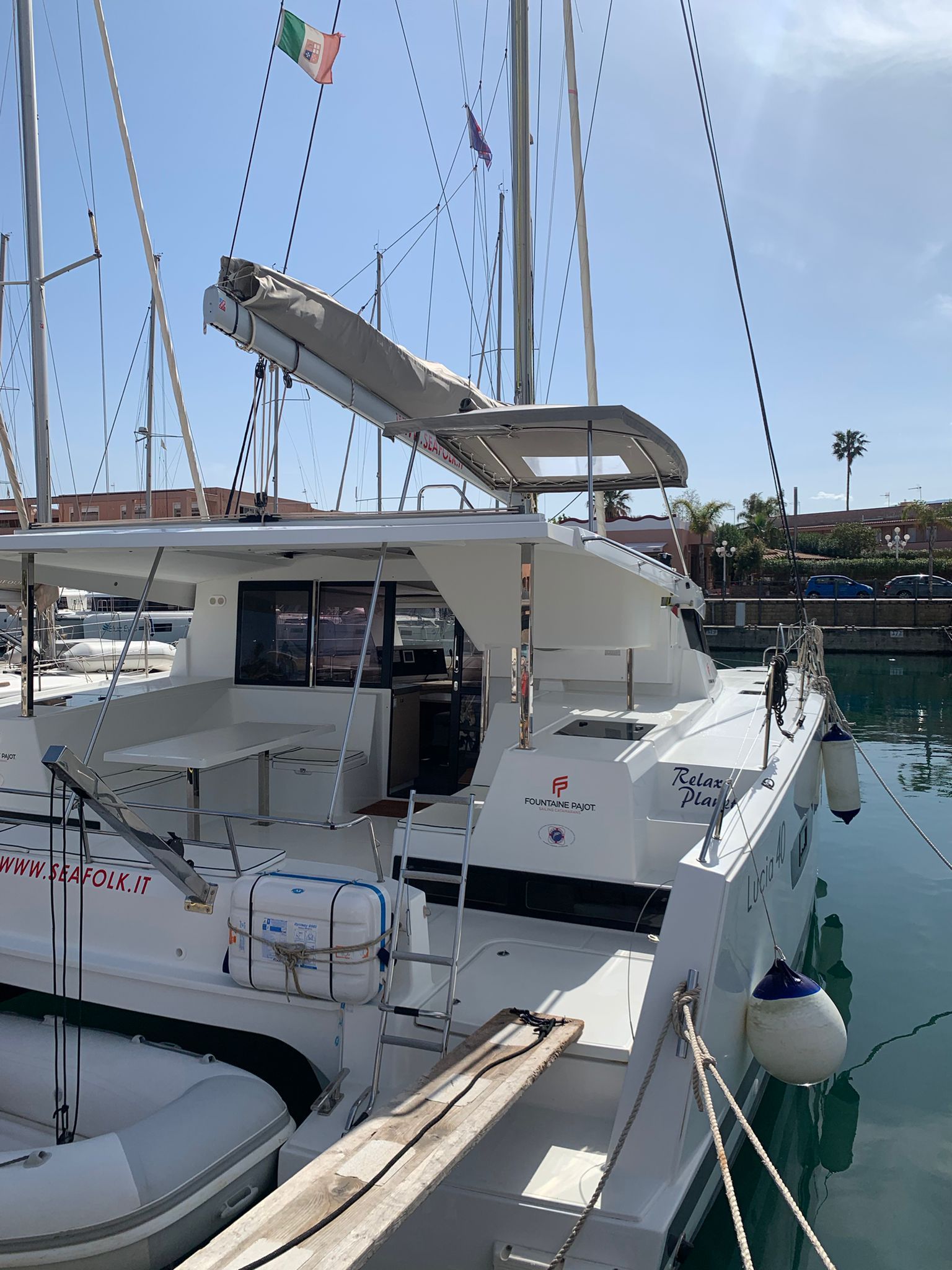 Fountaine Pajot Lucia 40 | Relax Planet