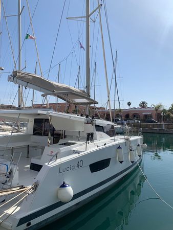 Fountaine Pajot Lucia 40 | Relax Planet