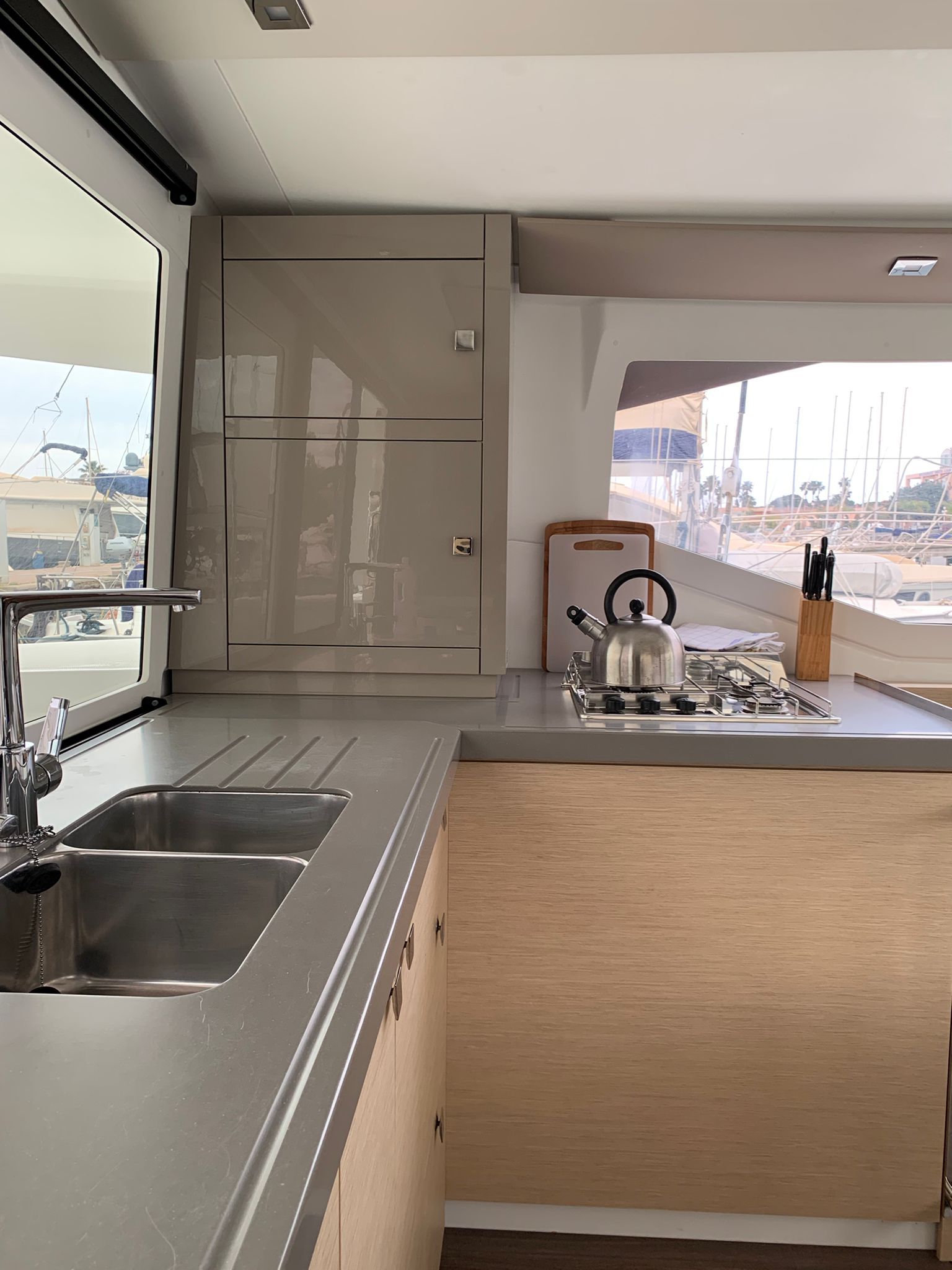 Fountaine Pajot Lucia 40 | Relax Planet