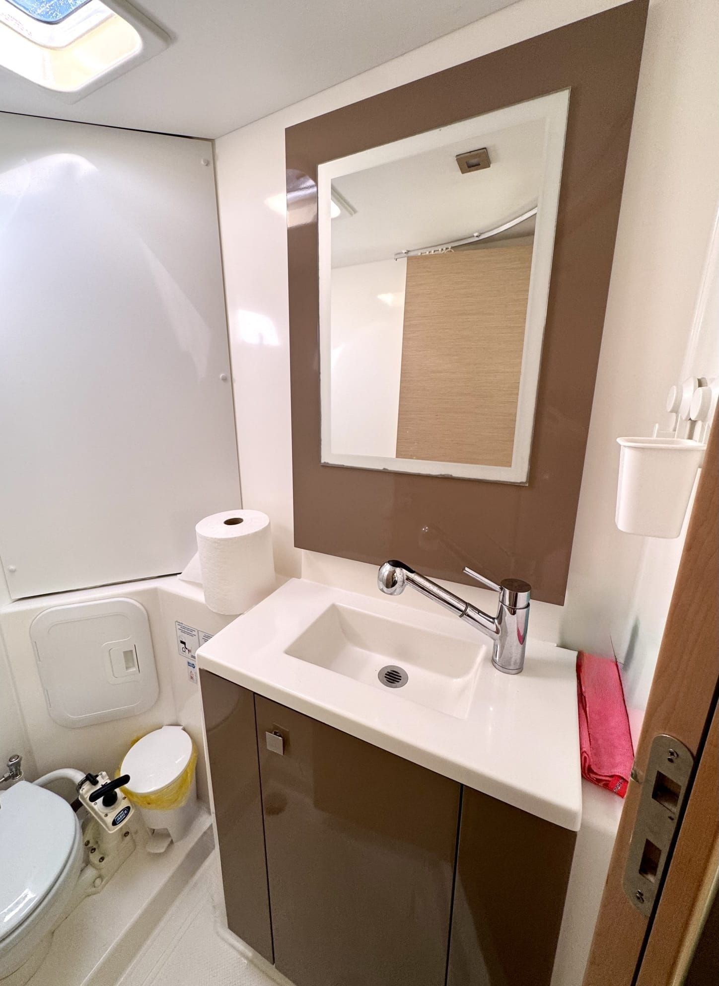 Fountaine Pajot Lucia 40 | Hola