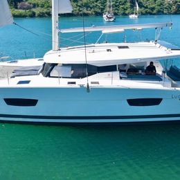 Fountaine Pajot Lucia 40 | Hola