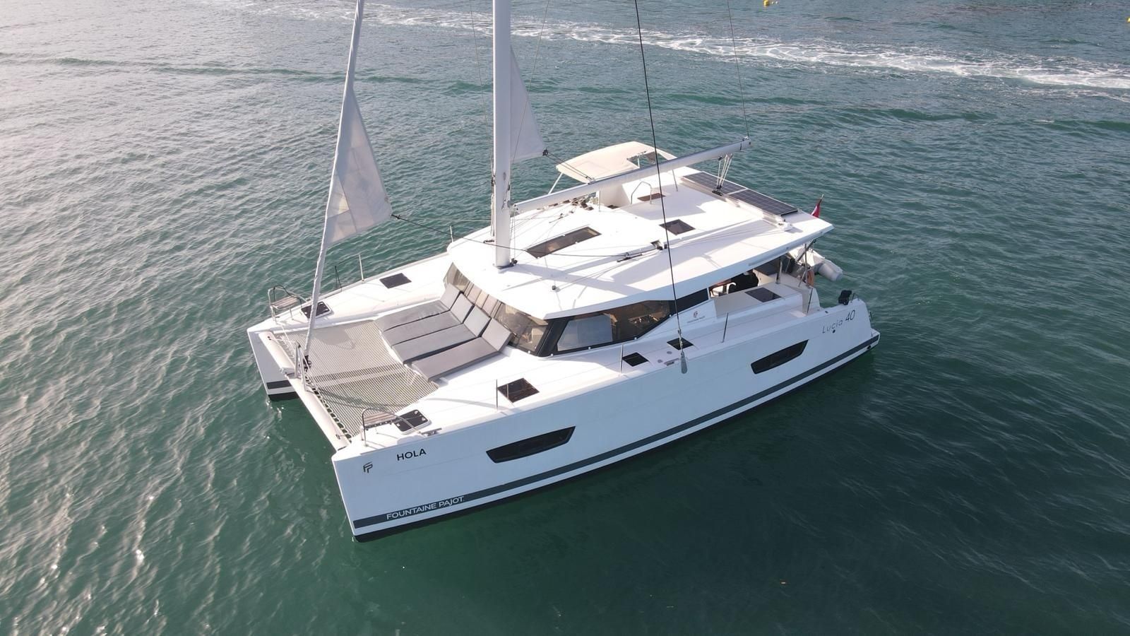 Fountaine Pajot Lucia 40 | Hola