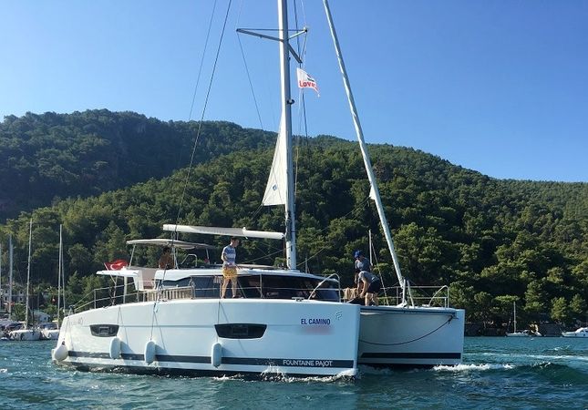 Fountaine Pajot Lucia 40 | El Camino