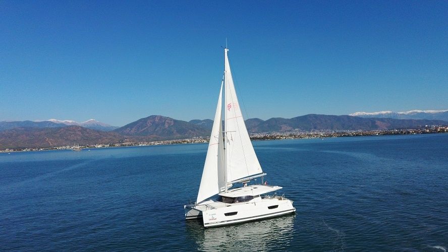 Fountaine Pajot Lucia 40 | El Camino